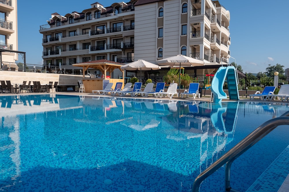 SPERANTA Hotel & Villas 28/40