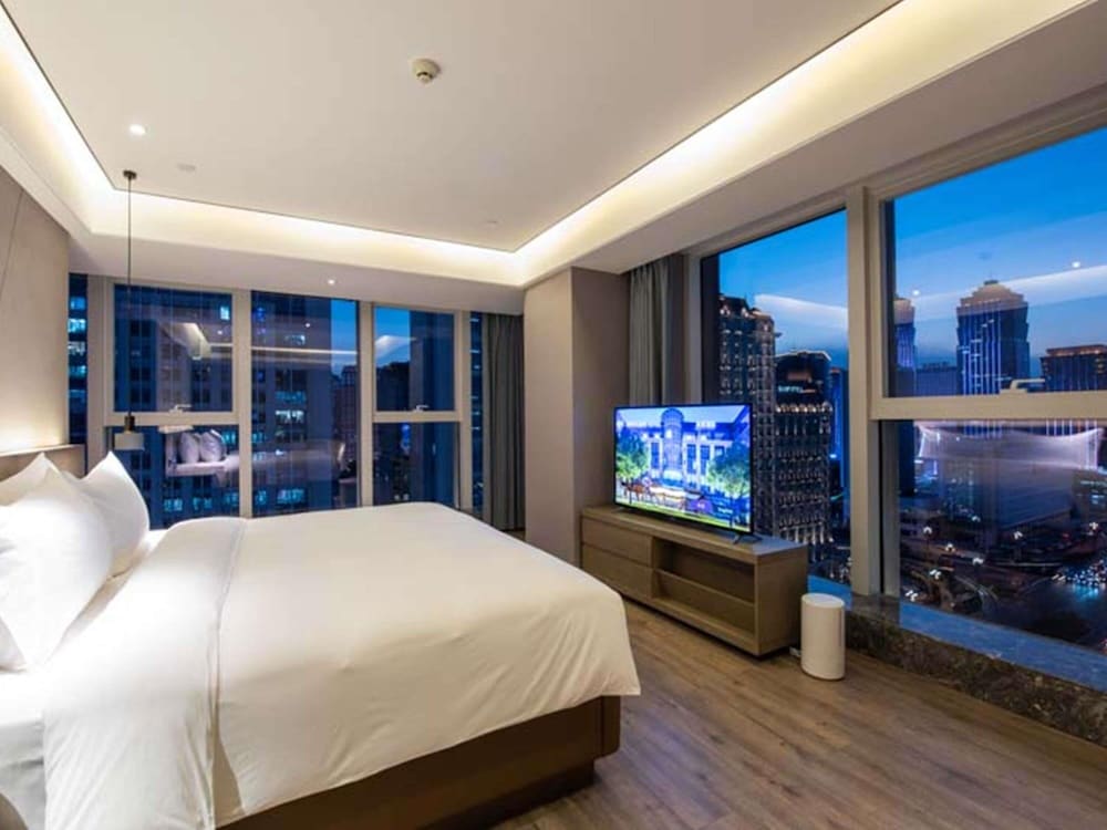 غرفة بريفيليج بسرير كينج، Mercure Xining Haihu CBD 3/9