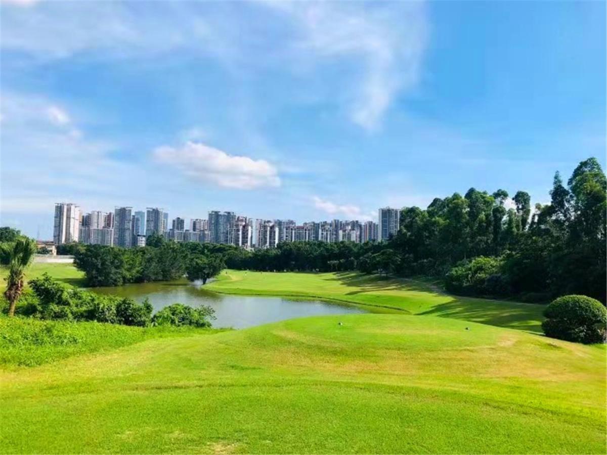 Lavande Hotel (Jiangmen Golf Club) 51/54