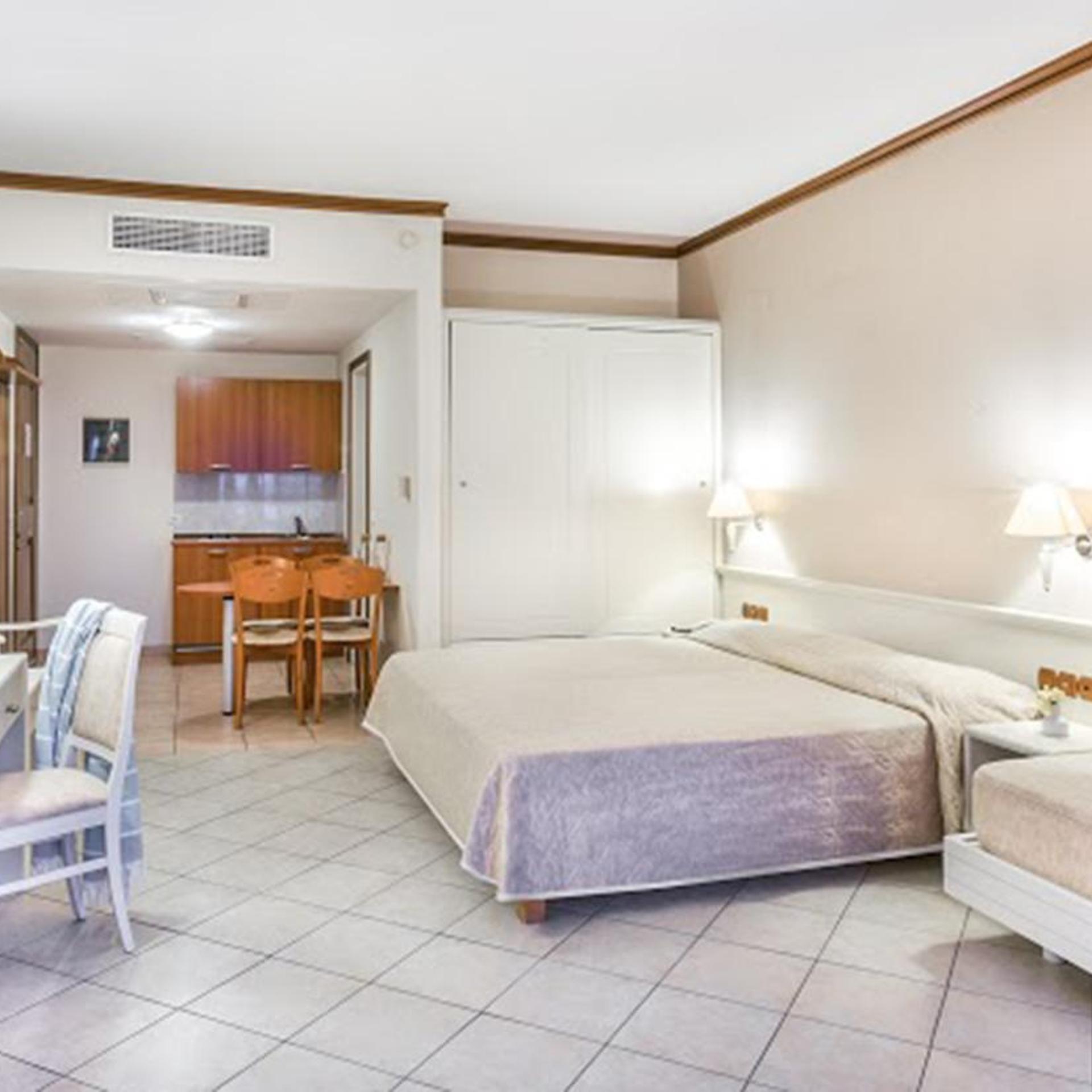 ROOM, DOUBLE OR TWIN BED, SEA VIEW