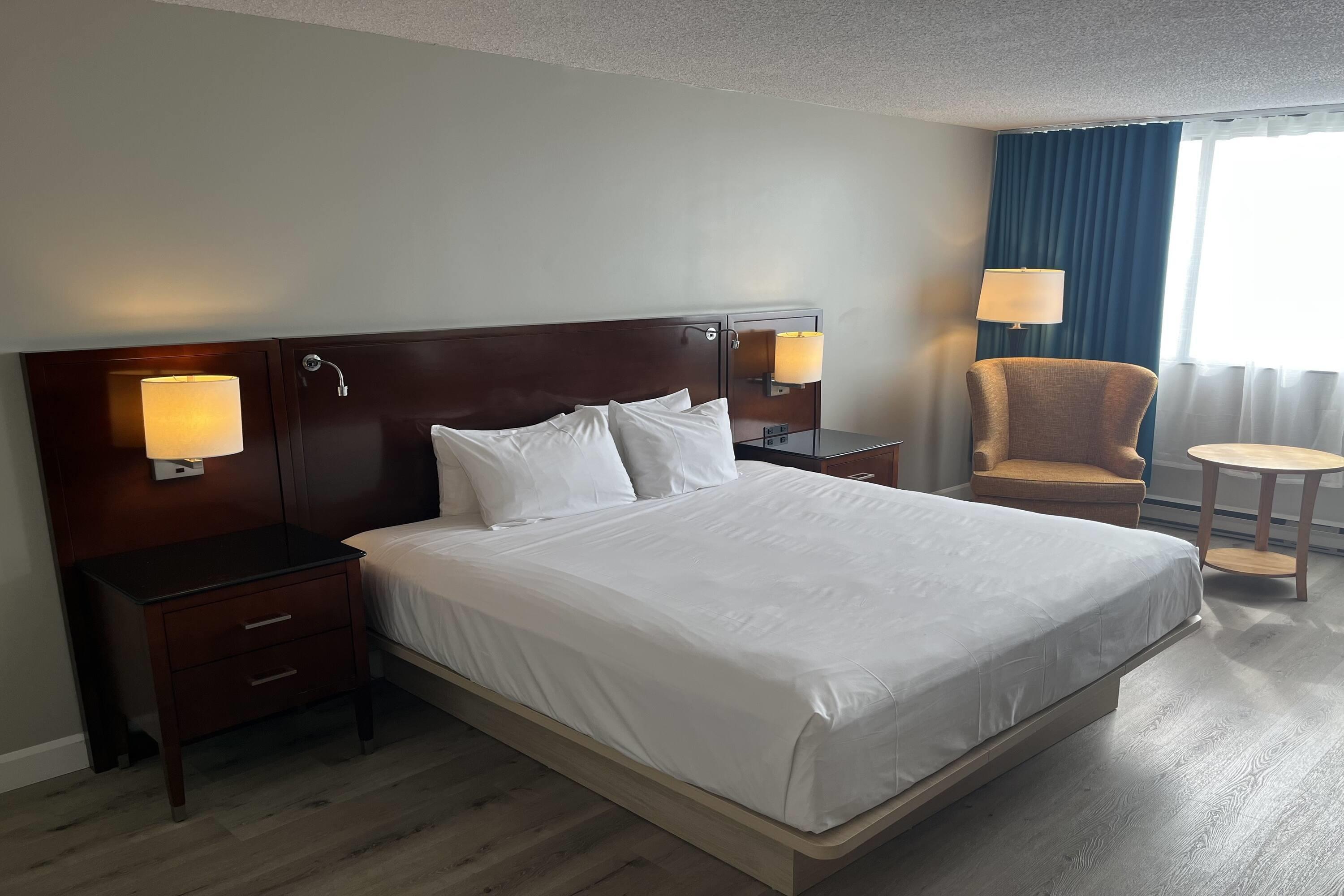 1 King bedroom