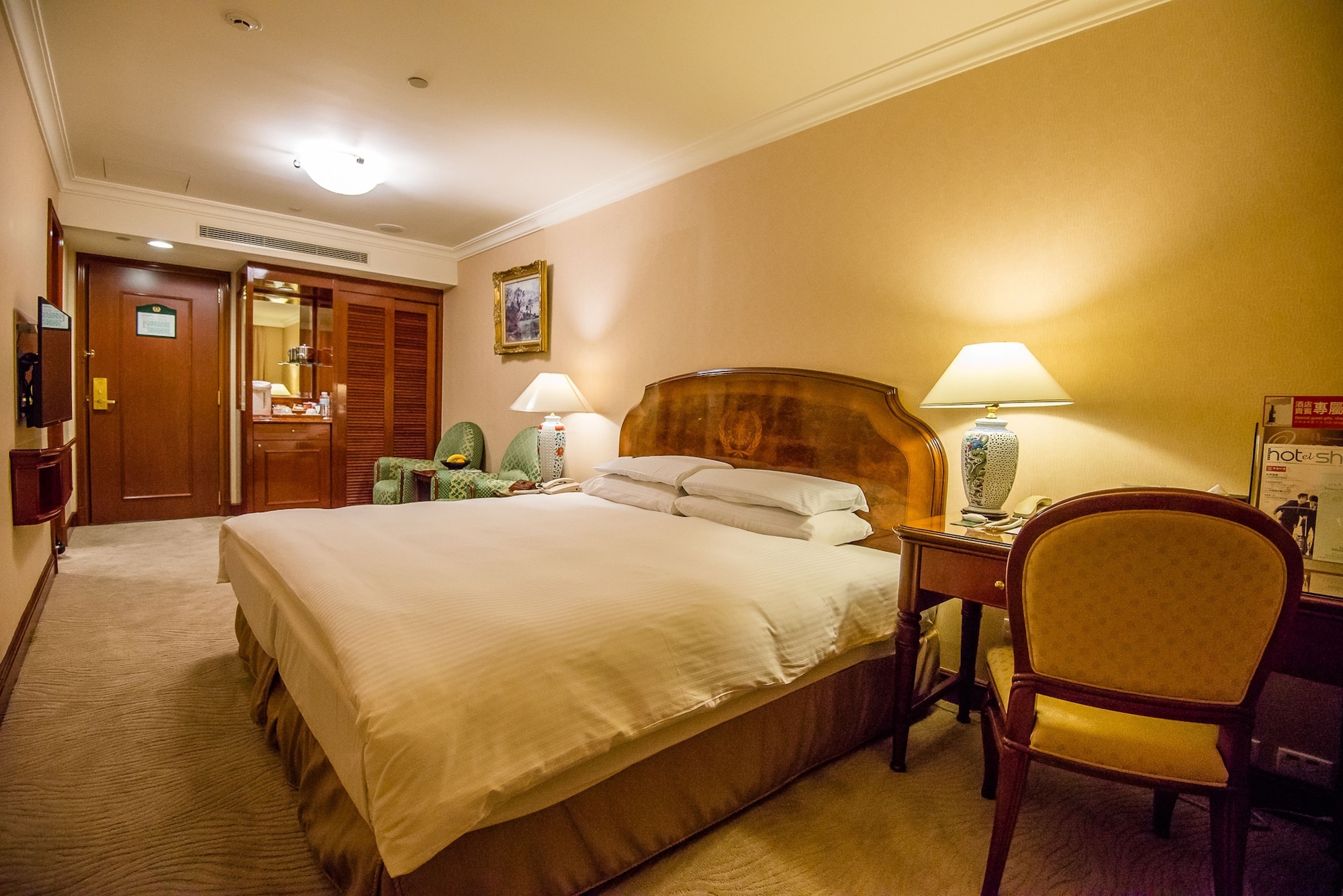 SUPERIOR, DOUBLE BED