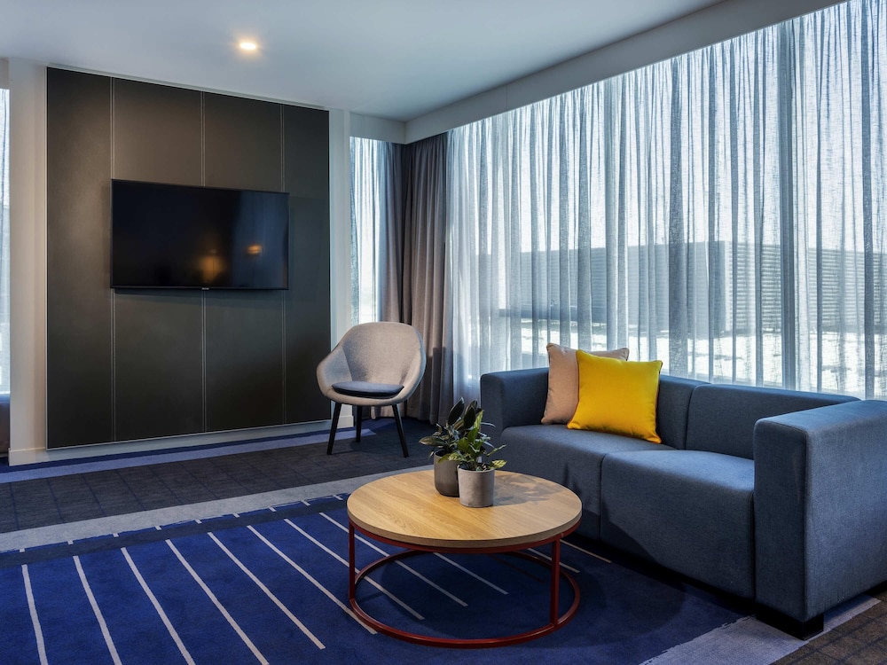 Novotel Melbourne Preston 62/94
