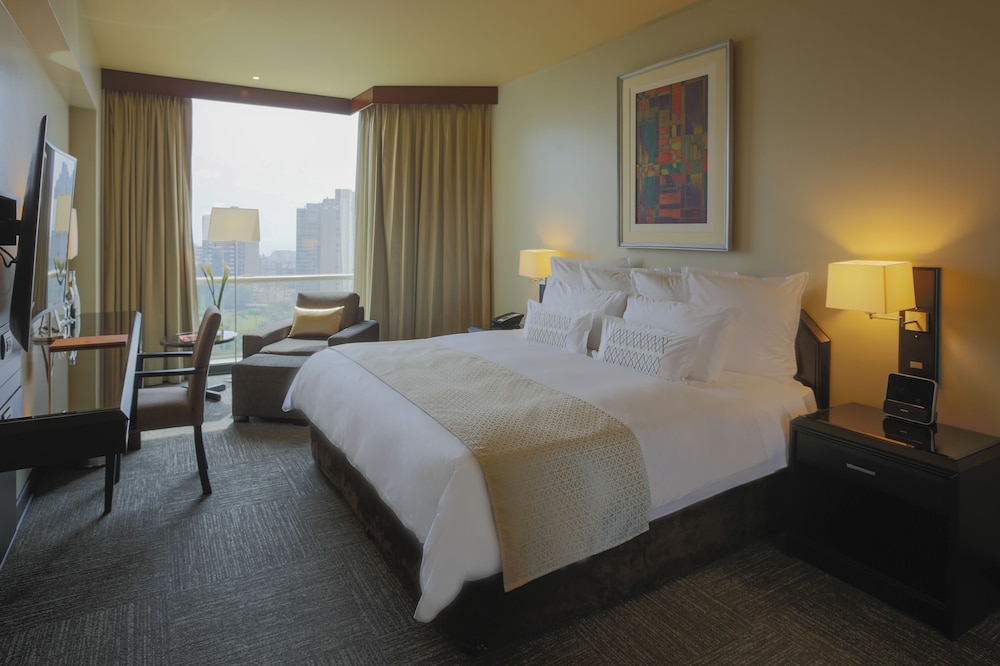Delfines Hotel & Convention Center 15/50