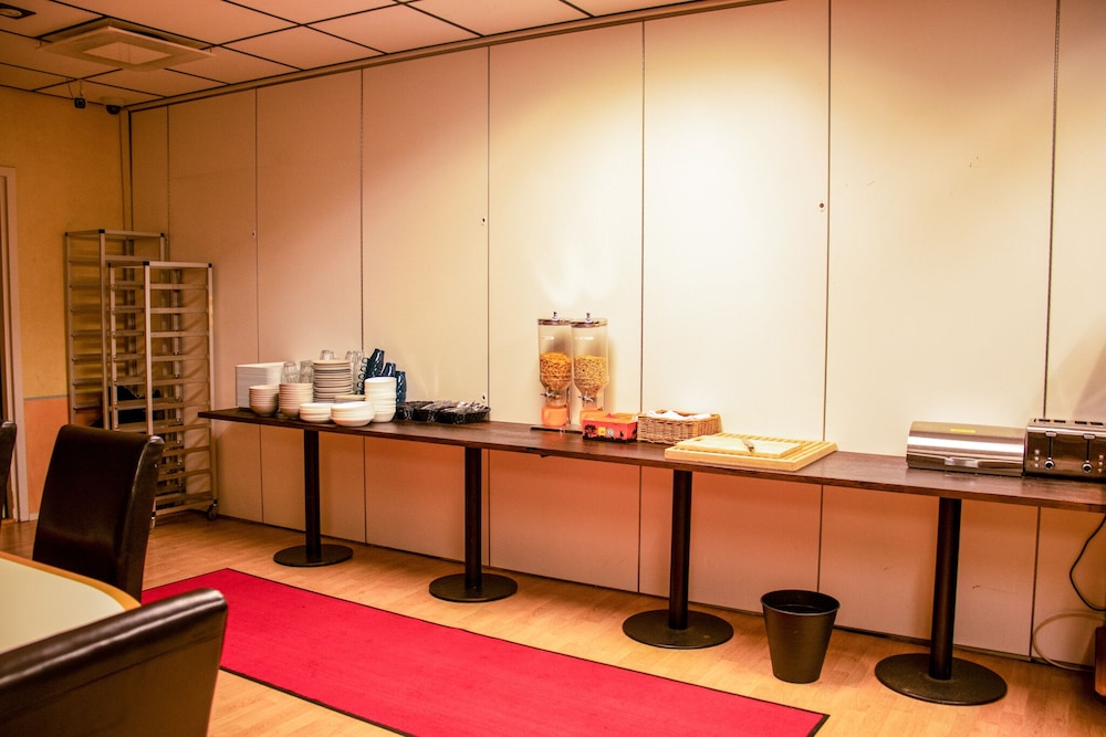 Euroway Hotel 49/50