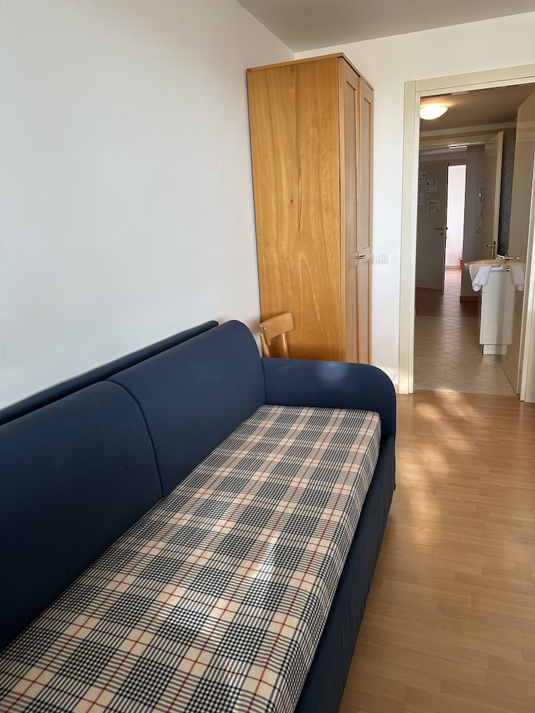 Nauthotel Porto San Vito 20/50