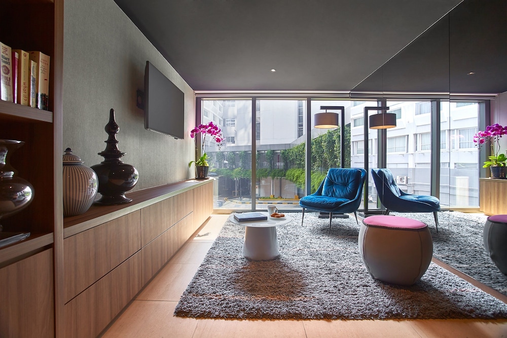 Pan Pacific Serviced Suites Beach Road 8/50