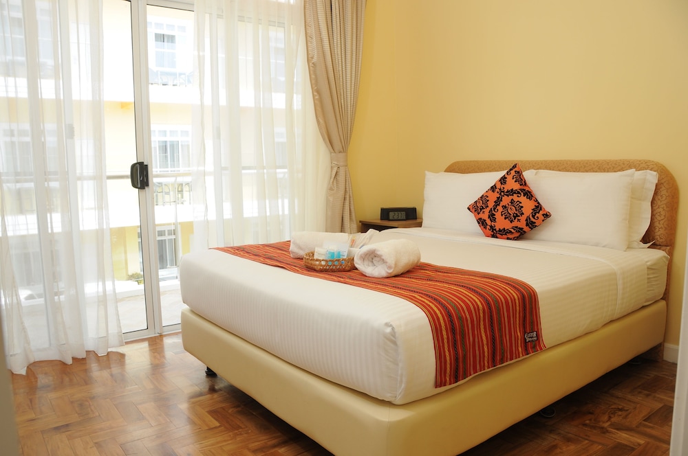 Awesome Hotel 14/64