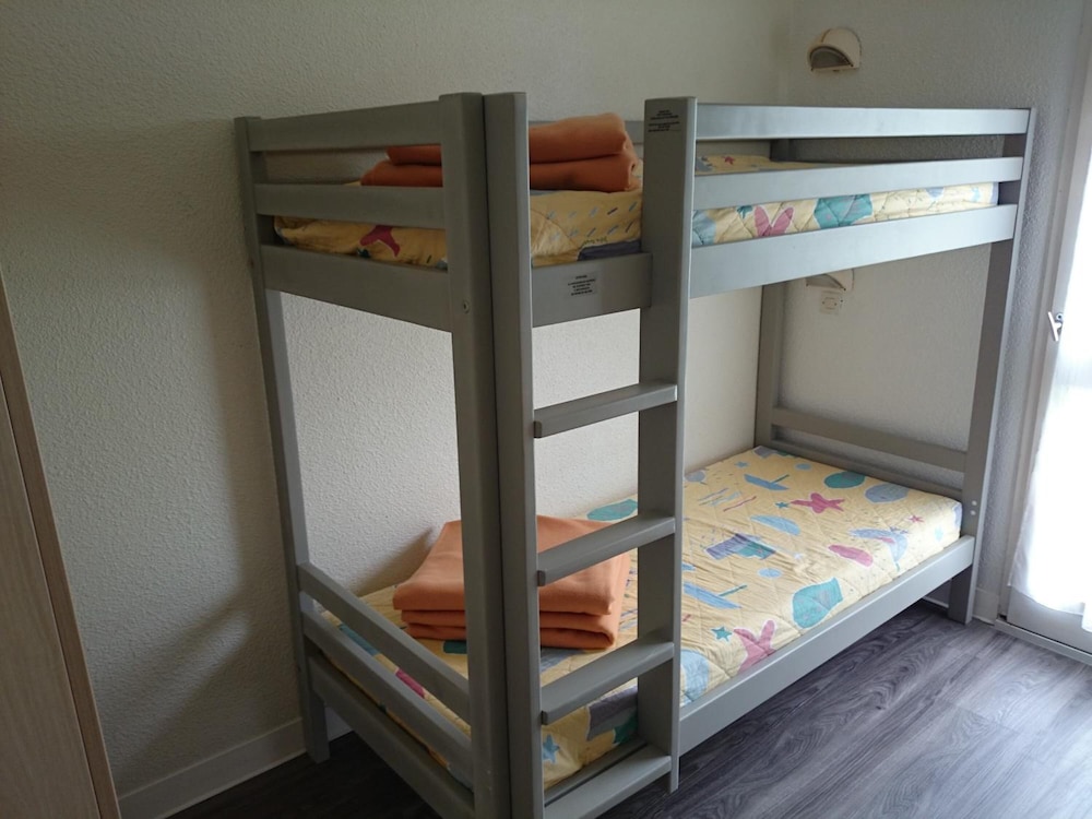 Vvf Villages Ars En Re 28/50