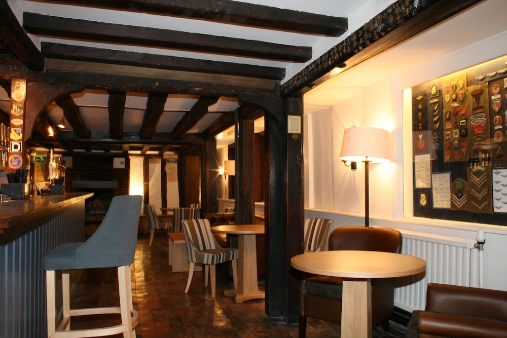 The Swan Hotel 45/50