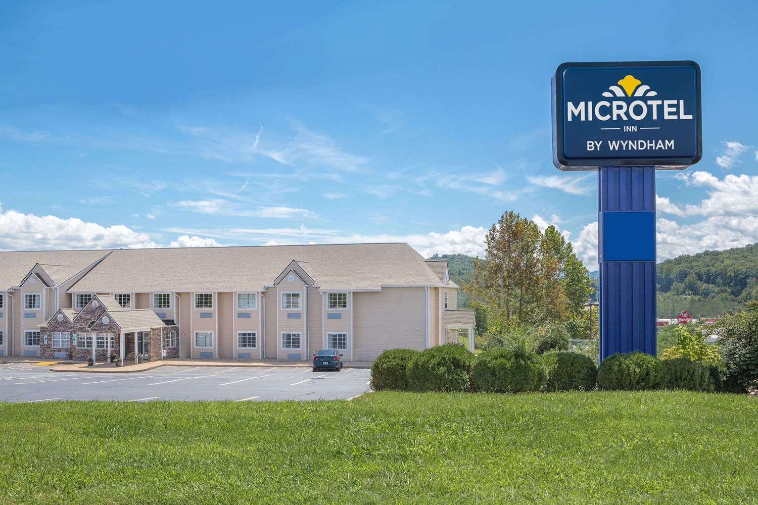 Microtel Inn & Suites by Wyndham Franklin 16/17