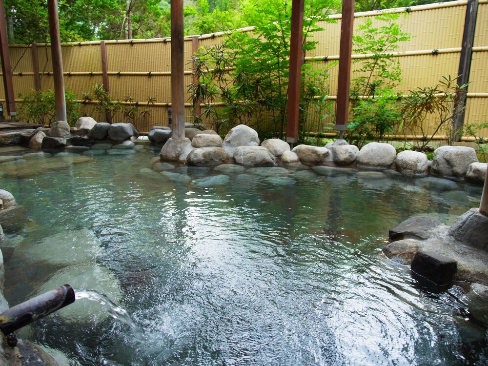 RESORT HOTEL TATESHINA 29/52