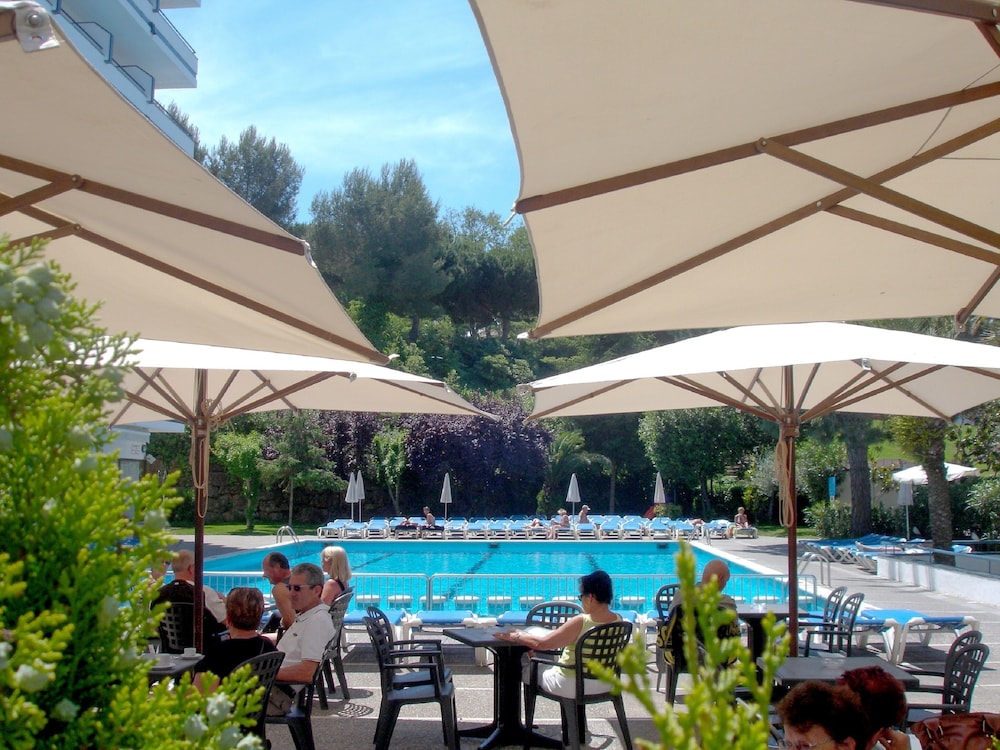Hotel Gran Garbi 32/34