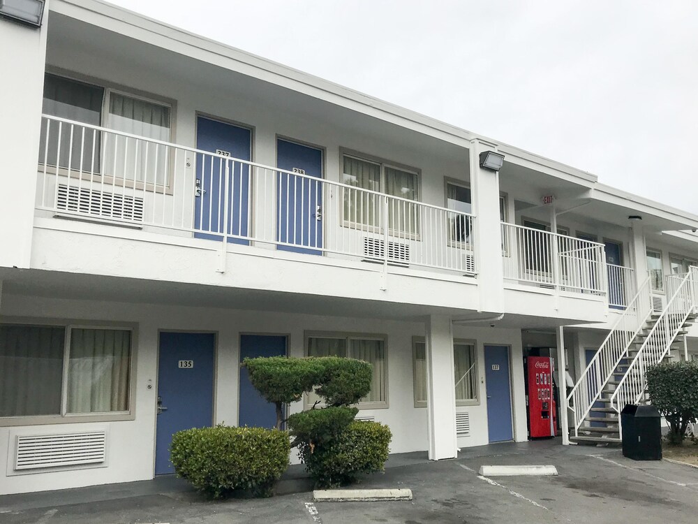 Motel6 Concord, CA