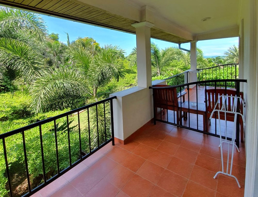 Serene Sands Health Resort 29/59