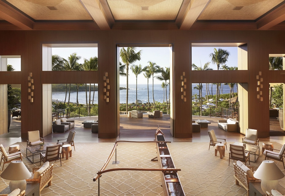 Four Seasons Resort Lanai 56/80