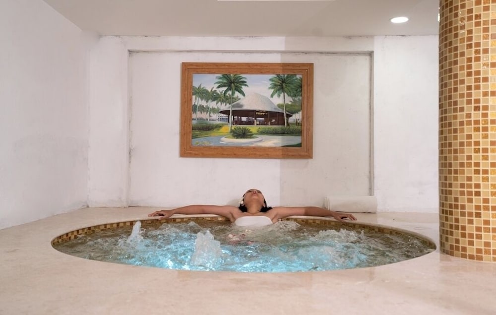 Sonata Resort & Spa 39/70