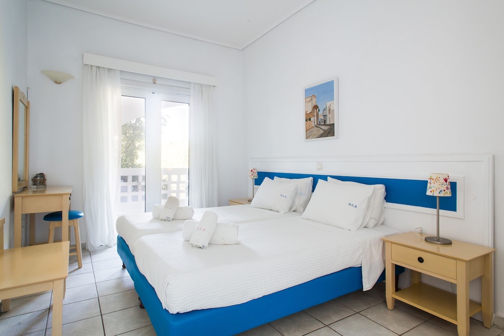 Daphne's Club Hotel Apartments 5/46
