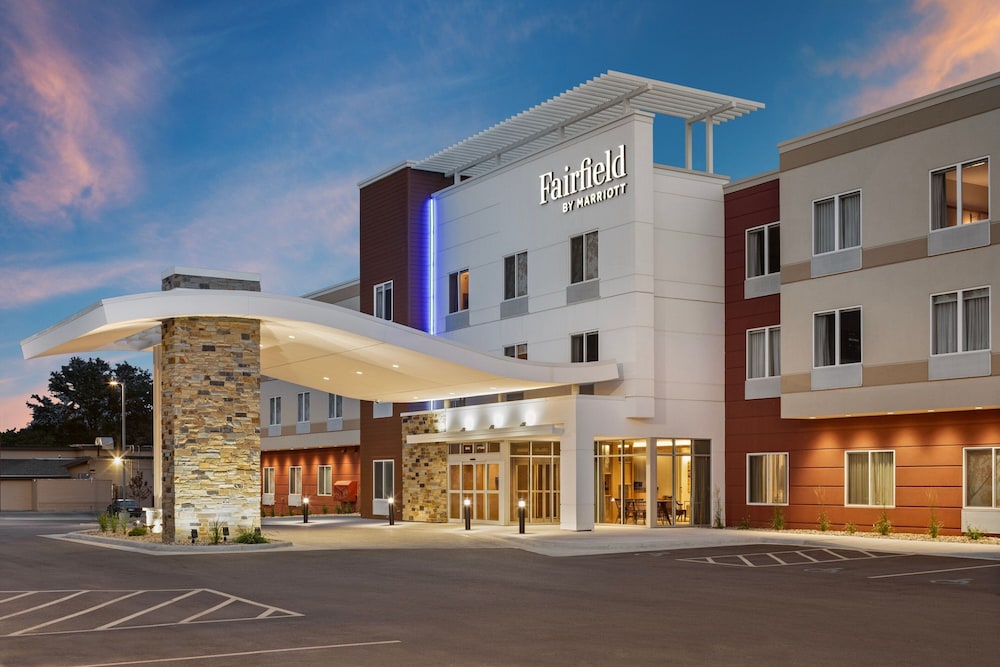 Fairfield Inn & Suites Yankton 25/27