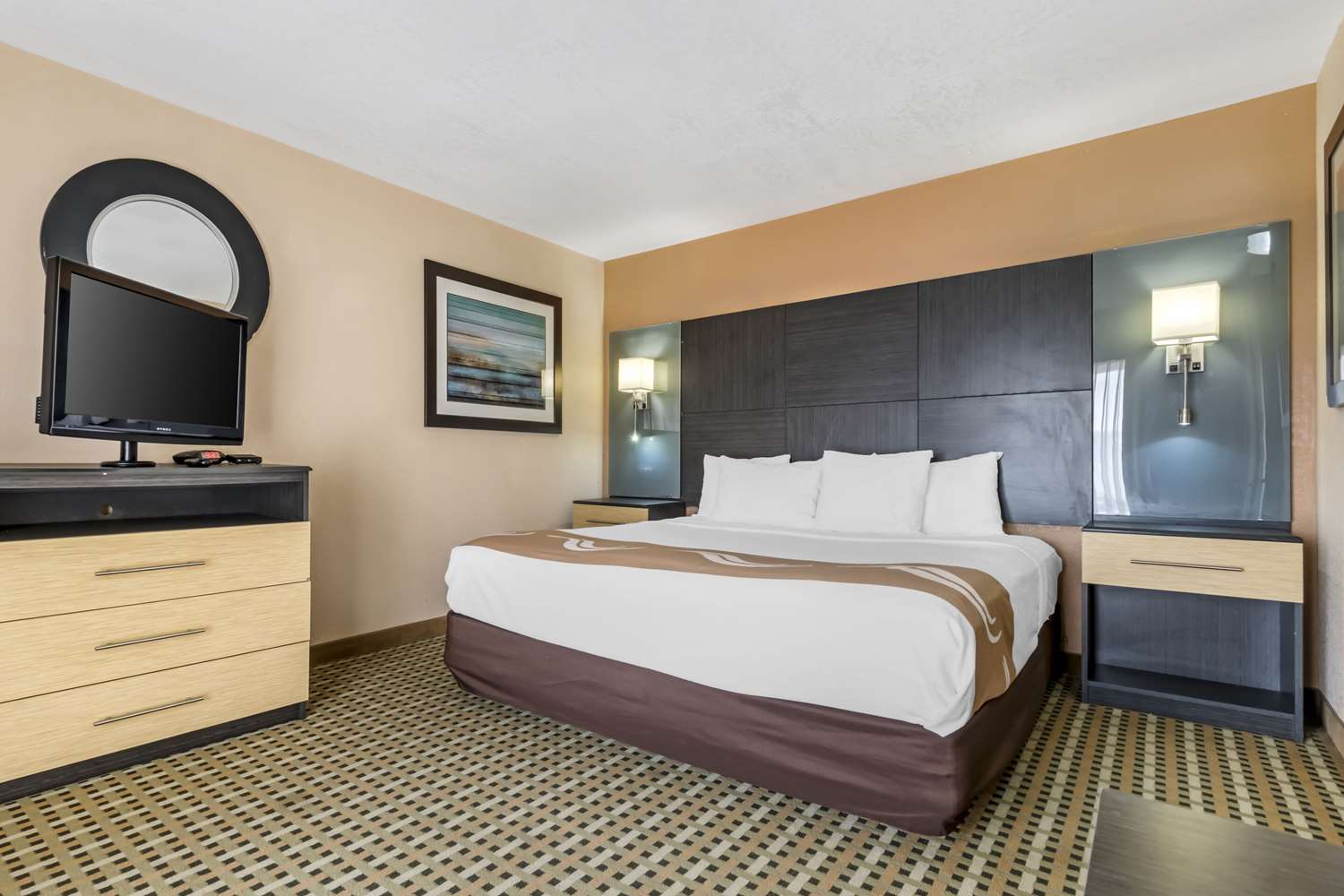 Suite, King Bed