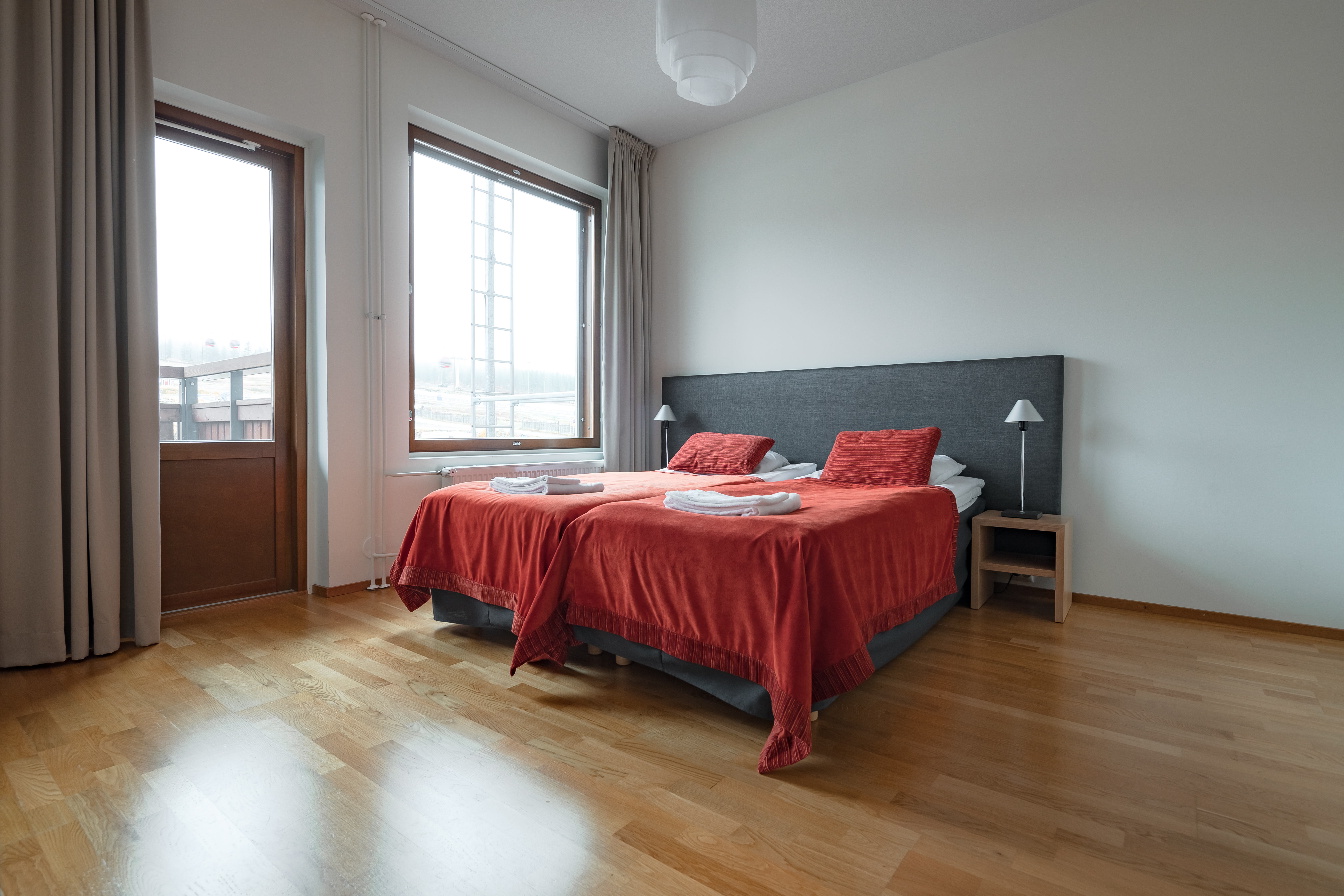 2 Bedrooms, Ski Chalet, Alcove