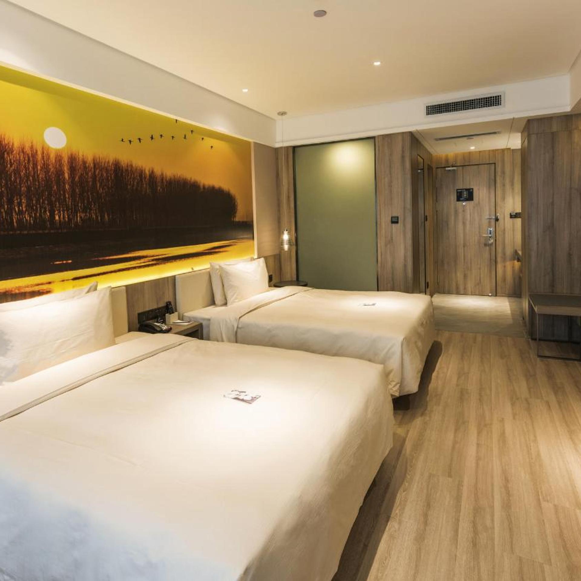 Atour Hotel (Xi an North High-speed Railway Station) 18/43