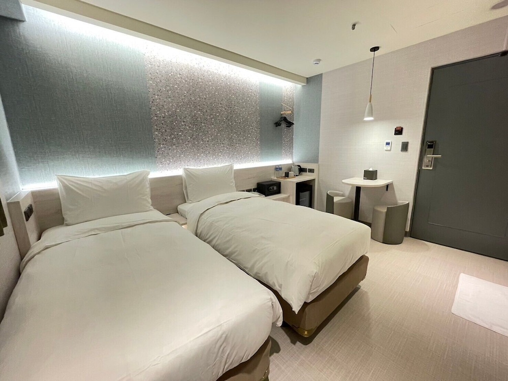 New City Hotel 9/41