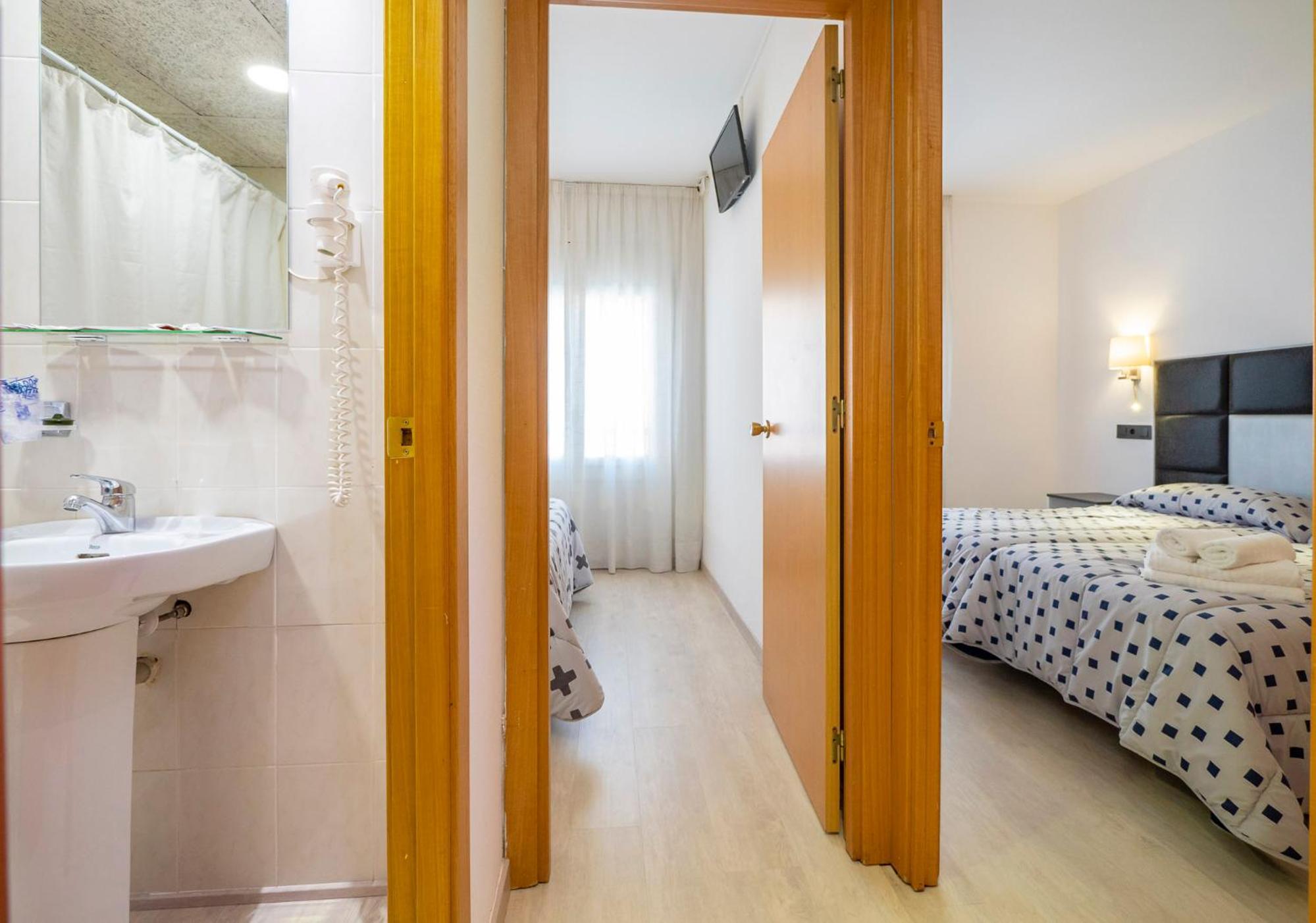 Hotel Vela 53/54