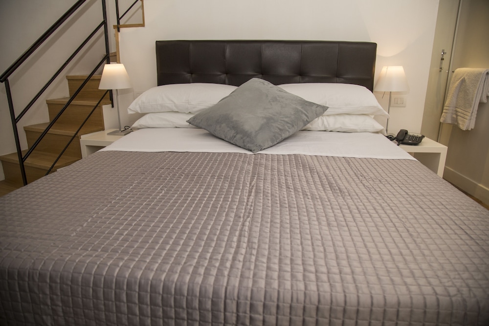 SANTA CHIARA BOUTIQUE HOTEL 6/73
