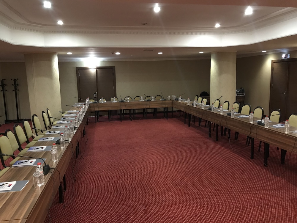 Grand Halic Goldenhorn 19/30