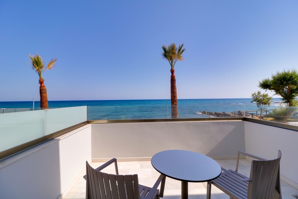Harmony Rethymno Beach Hotel 28/43