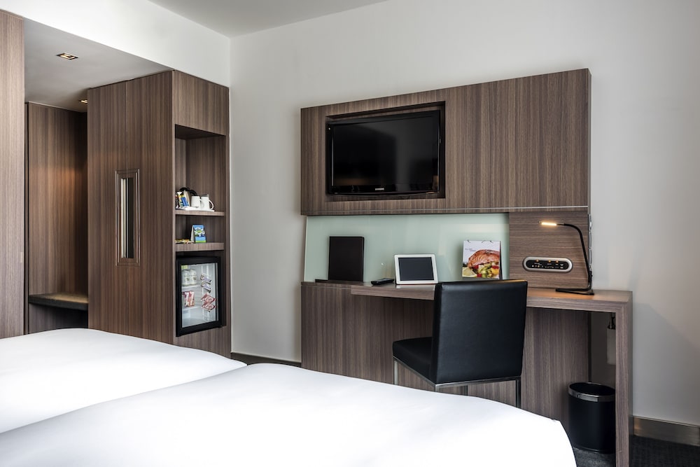 SUPERIOR, TWIN BEDS