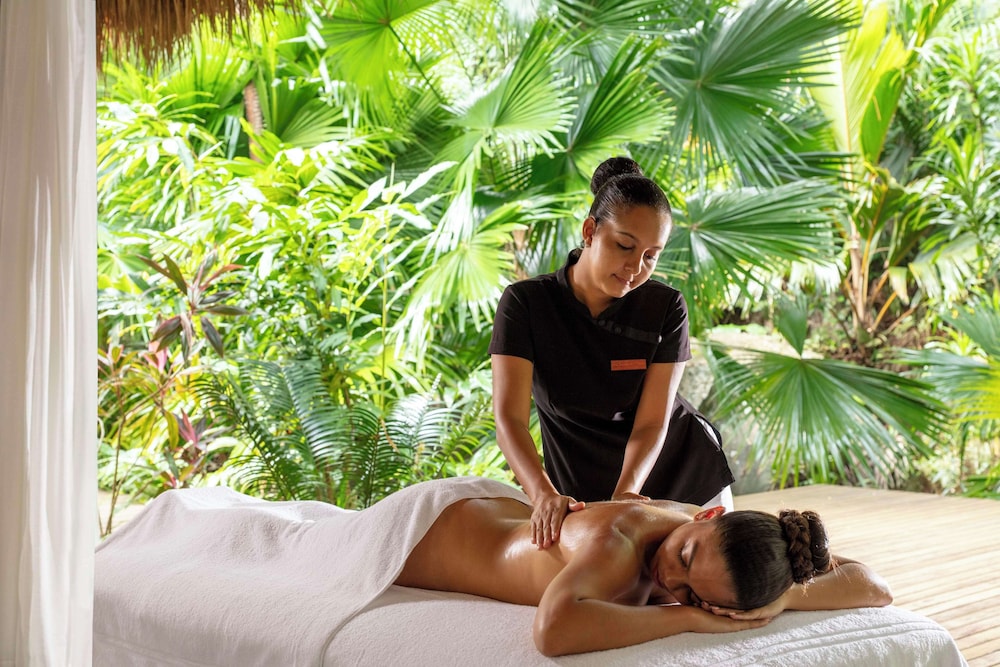 Anantara Maia Seychelles Villas 43/72