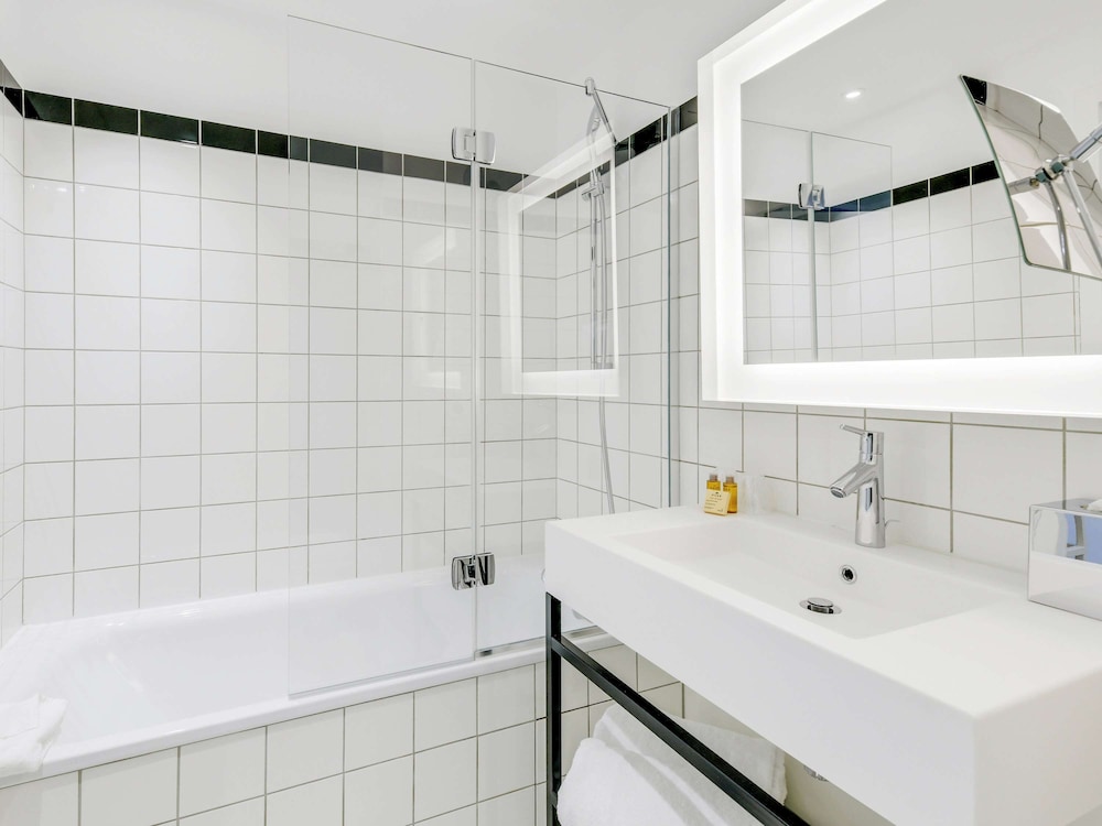 Mercure Paris Orly Tech Airport 20/78