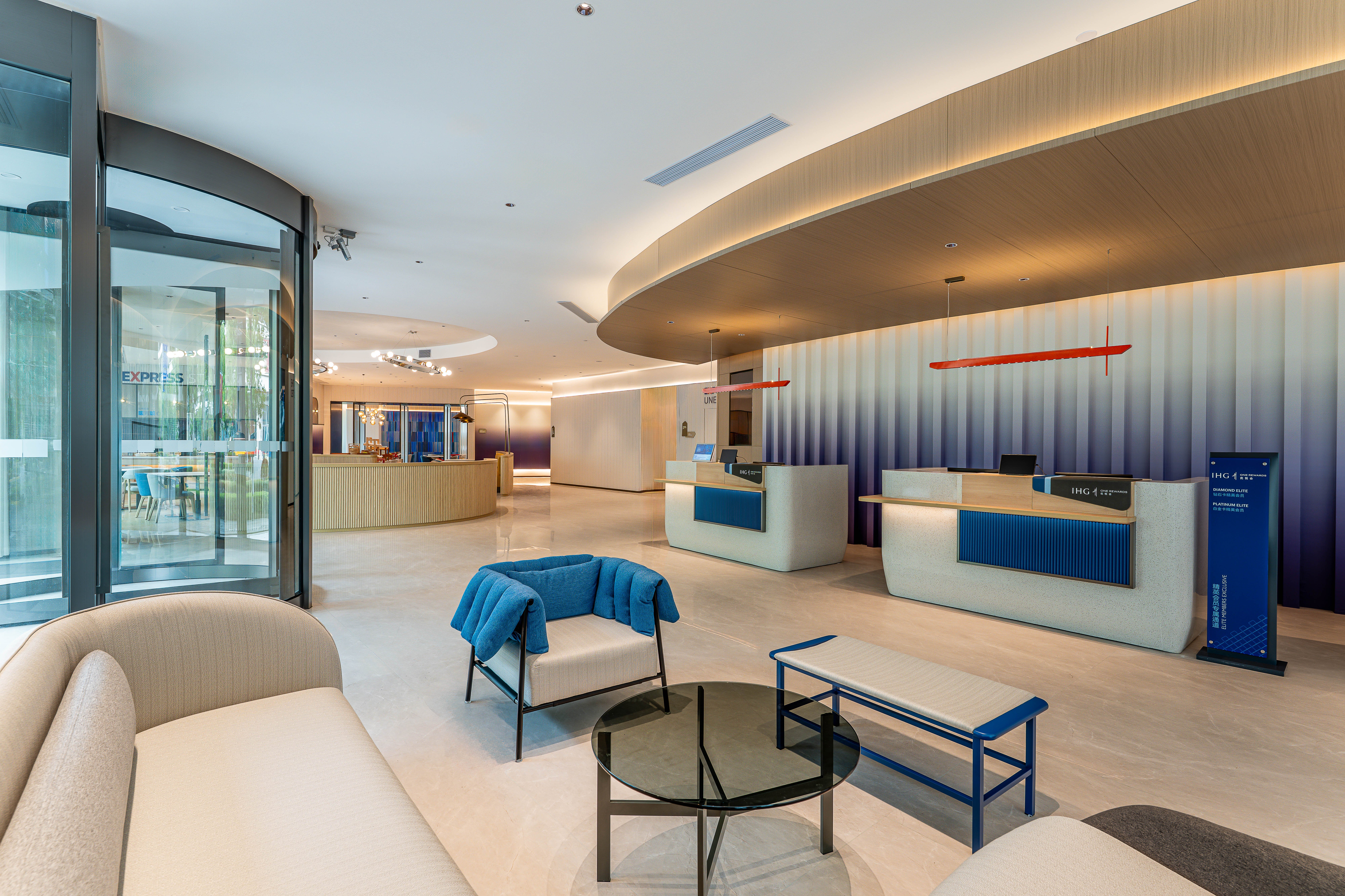Holiday Inn Express Shanghai Hongqiao CBD by IHG 7/17