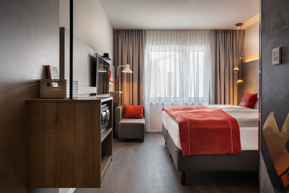Holiday Inn - the niu, Hide Berlin Friedrichshain by IHG 18/58