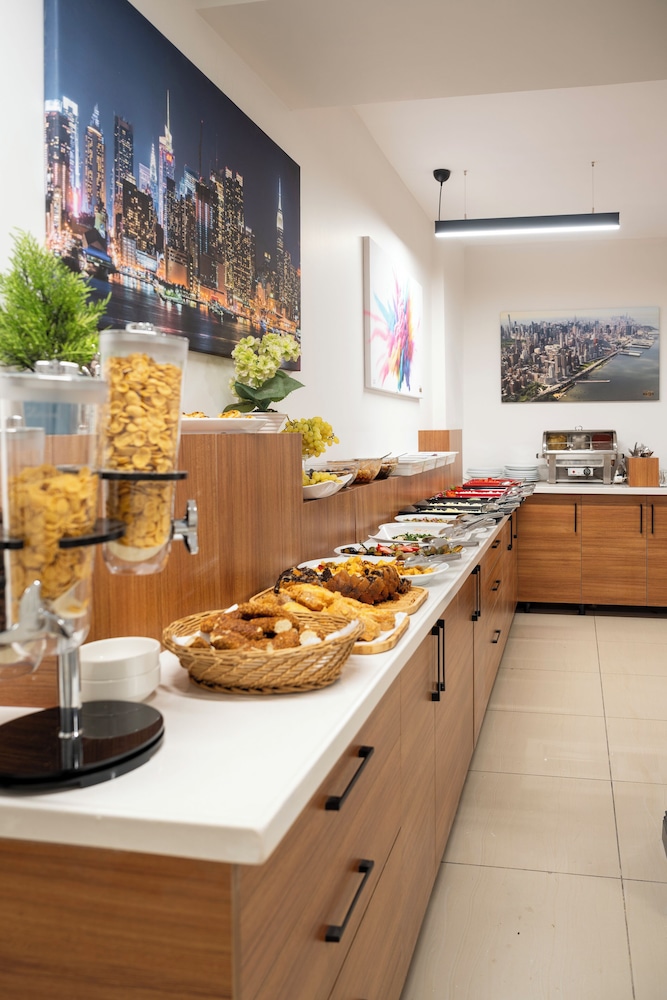 Anit Park Hotel 11/50