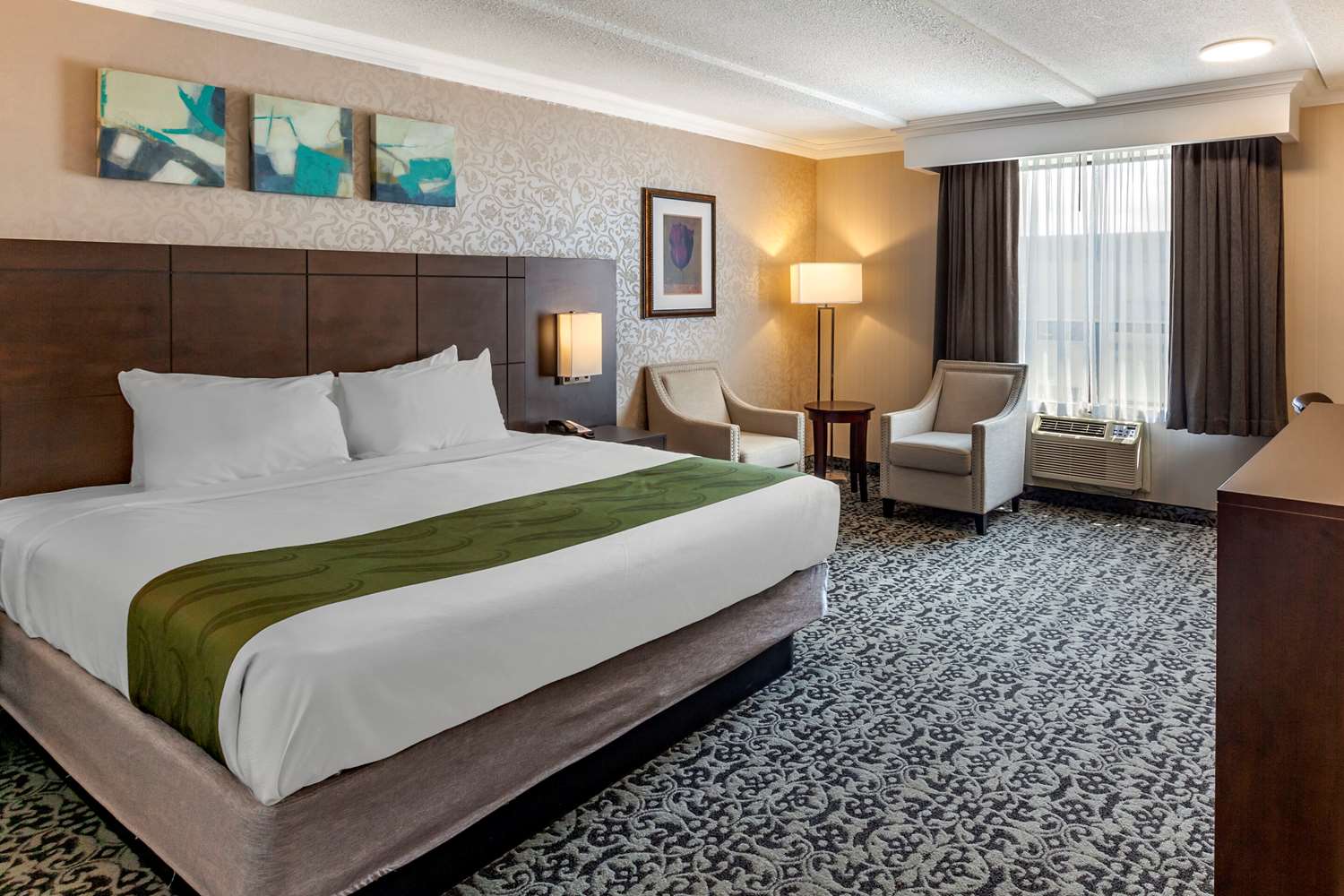 Upgrade, Suite, King Bed