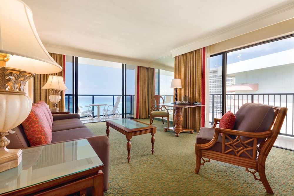 OUTRIGGER Waikiki Beach Resort 59/88