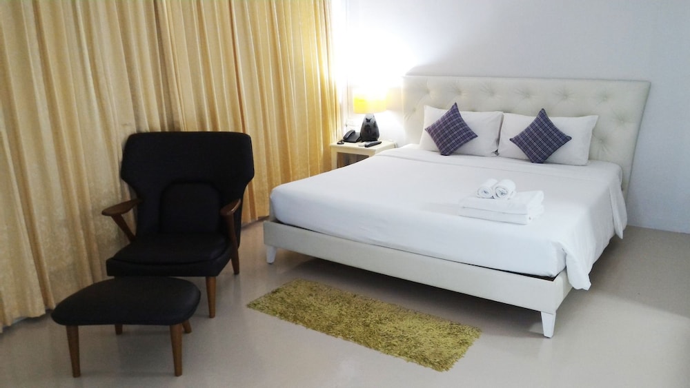 S2S Queen Trang 23/50