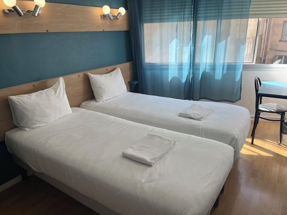 greet hotel Grenoble Centre Gare 18/60