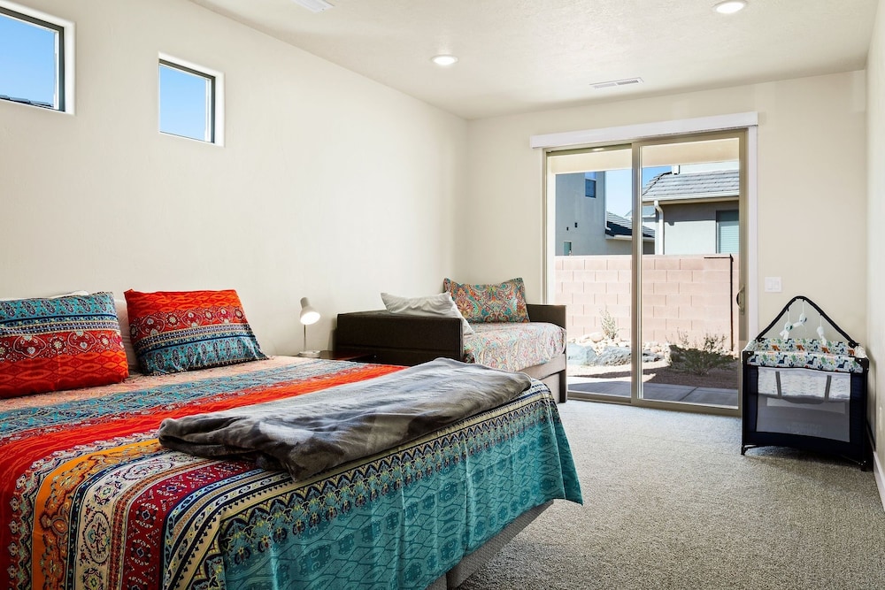 Hyatt Home by RedAwning 7/34