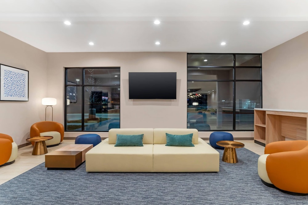 Cambria Hotel Euless - DFW Airport South 32/50