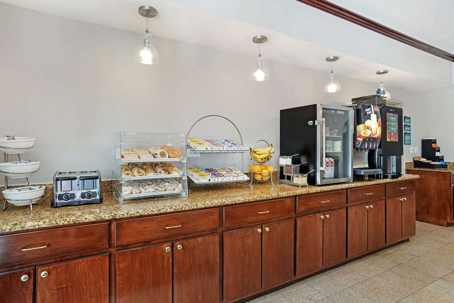 Best Western Plus Blue Angel Inn 3/14