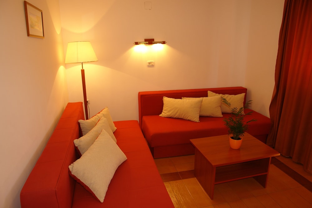 Garni Hotel Fineso 29/50