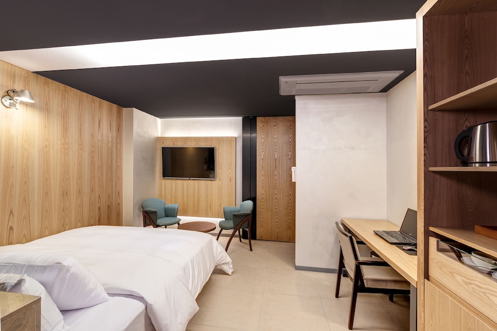 Capace Hotel 28/73