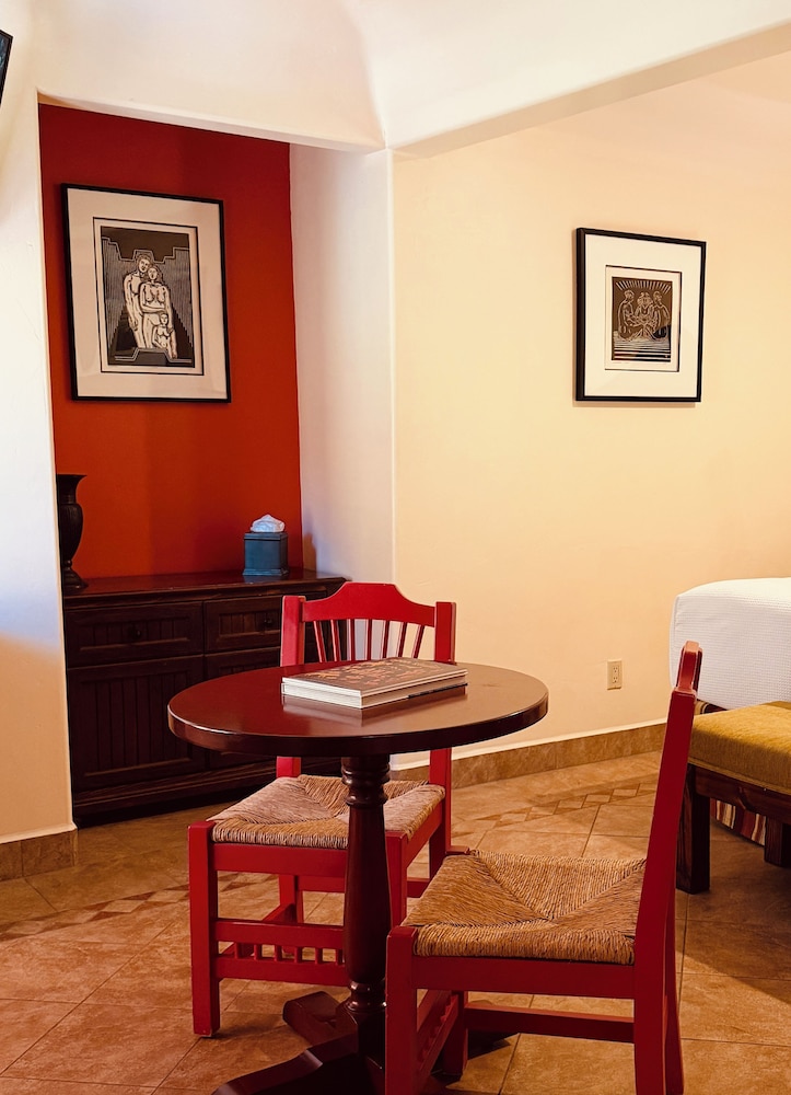 Los Arboles Hotel 31/50