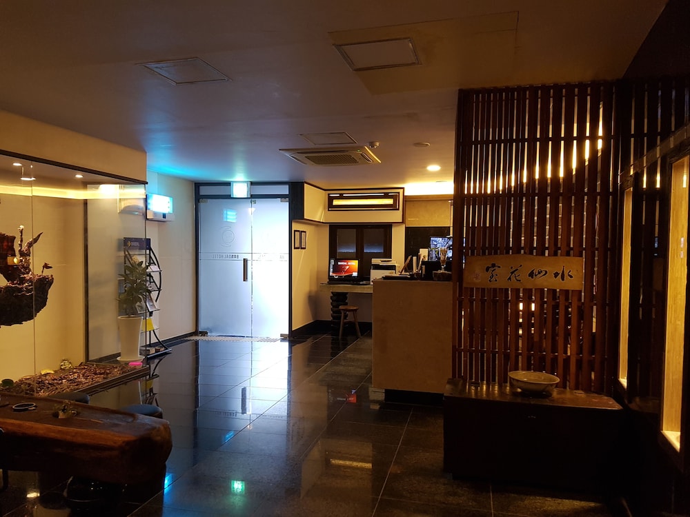 Bandal Hotel 25/25