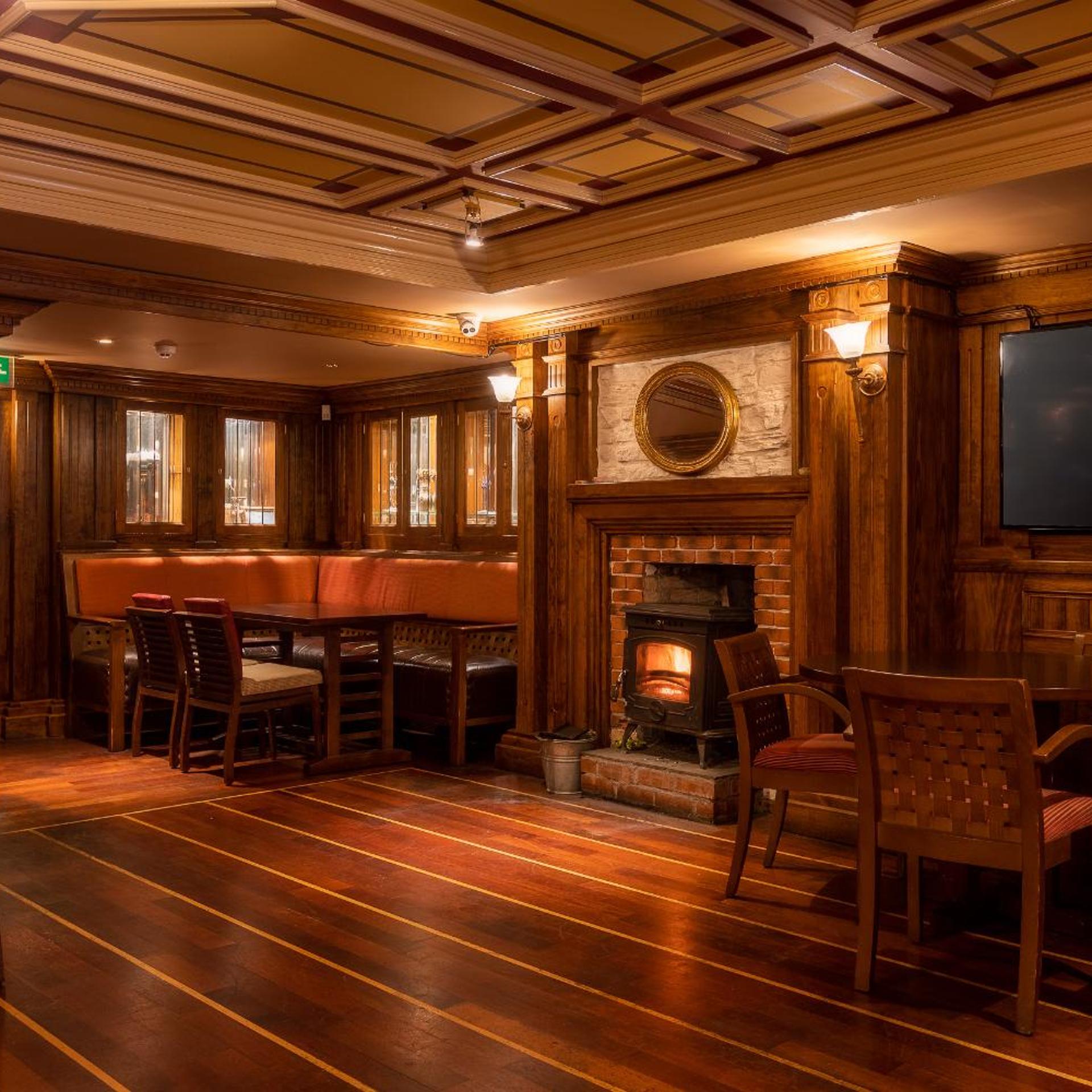 Ceann Sibeal Hotel 36/50