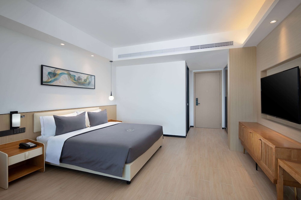 Ramada Encore by Wyndham Jiusuo Downtown 5/17